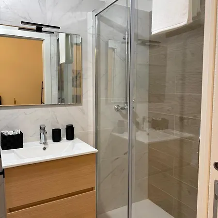 Mariantonia And בית הארחה